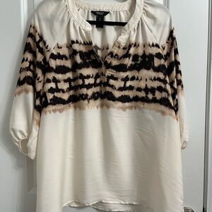 Simply Vera Vera Wang Cream and Black Blouse